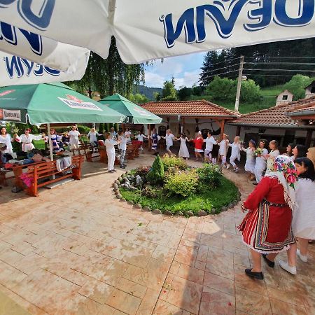 Yagodina Family Hotel Exterior photo